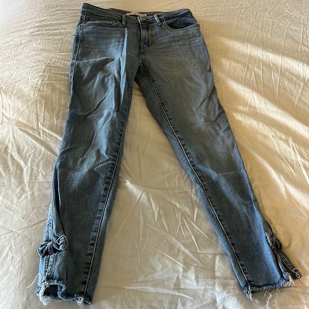 🌟🌟High Rise Skinny Levi’s Jeans 🌟🌟 Size 28